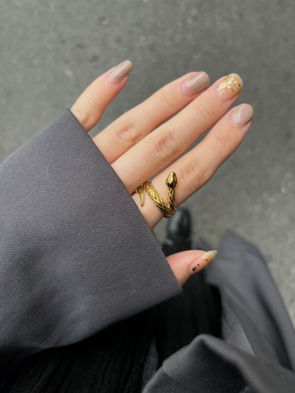 Trendy Titanium Snake Ring - Image 4