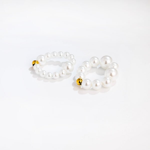 Simple and versatile premium pearl ring